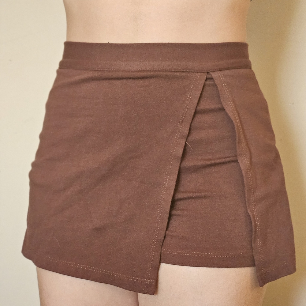 Originality brown skort